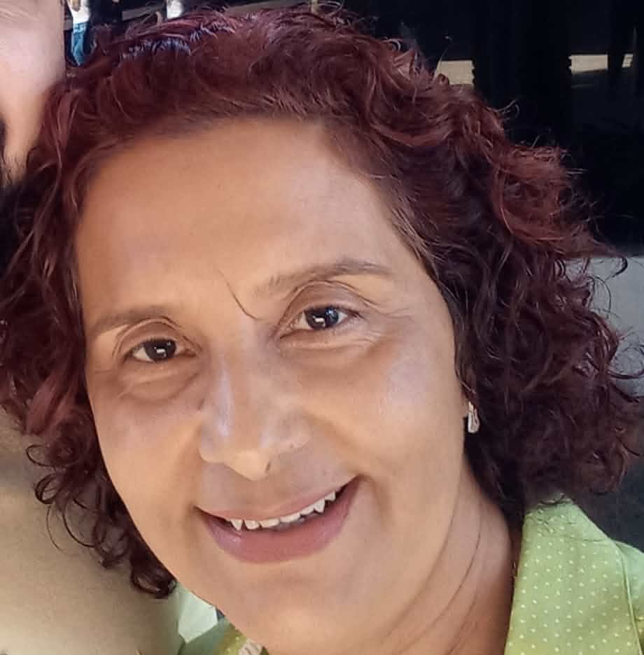 Silvia Zapata Terapeuta TRG e EFT Online